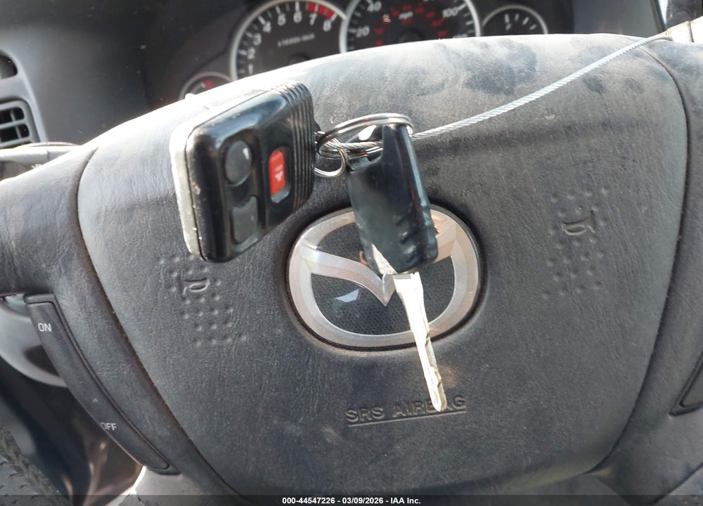 2005 MAZDA TRIBUTE S VIN: 4F2YZ061X5KM39906