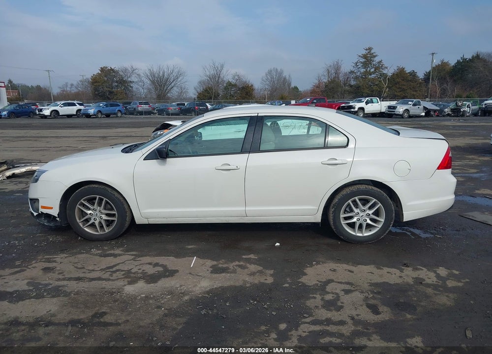 2012 FORD FUSION S VIN: 3FAHP0GA2CR225883