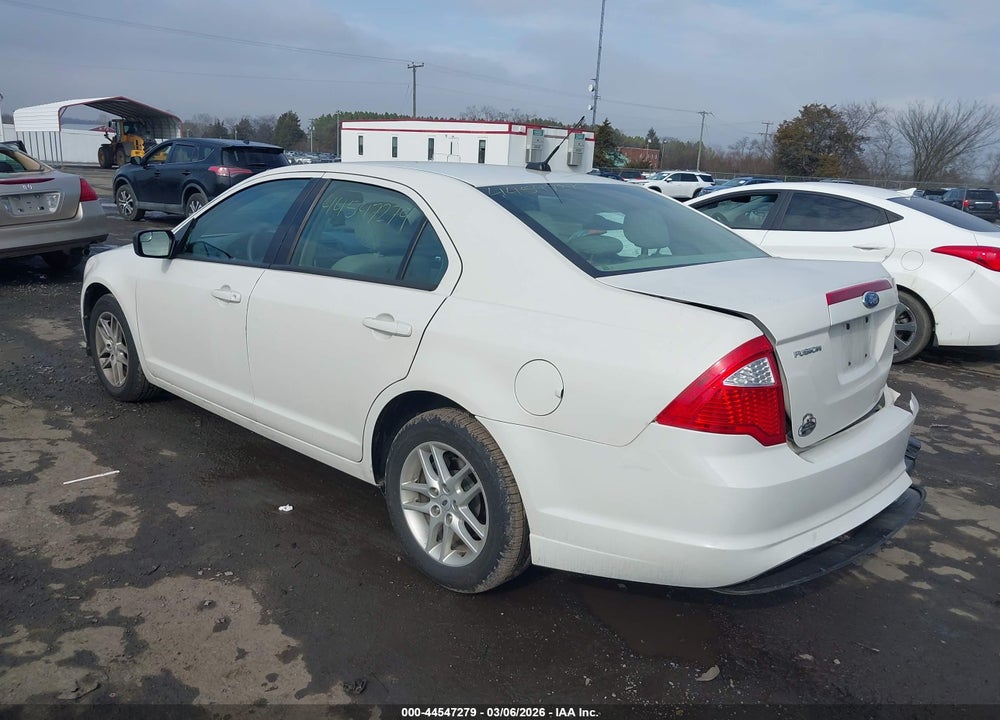 2012 FORD FUSION S VIN: 3FAHP0GA2CR225883