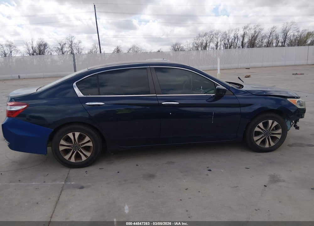 2017 HONDA ACCORD LX VIN: 1HGCR2F39HA007973