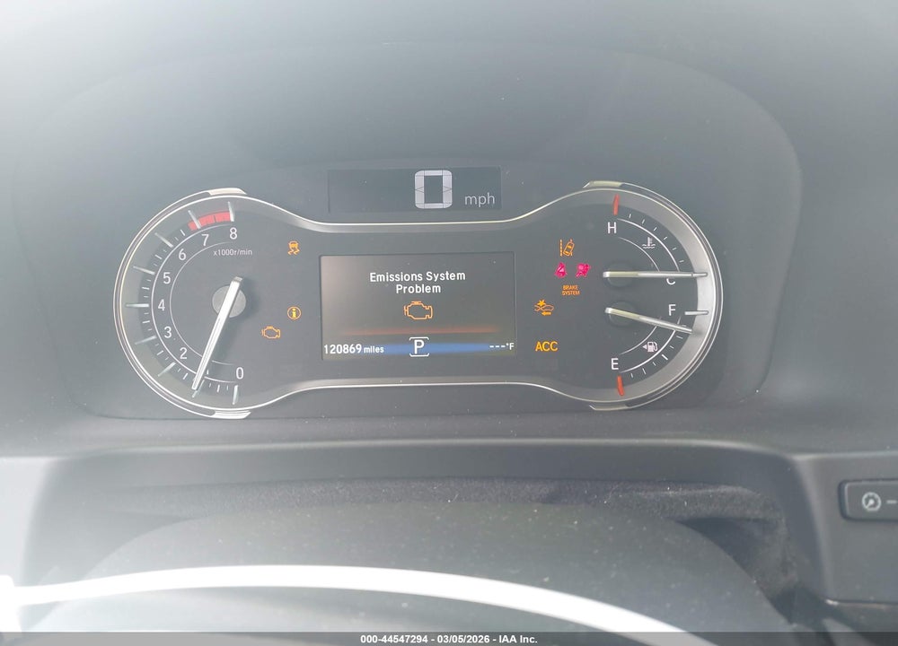 2018 HONDA PILOT TOURING VIN: 5FNYF5H90JB007695