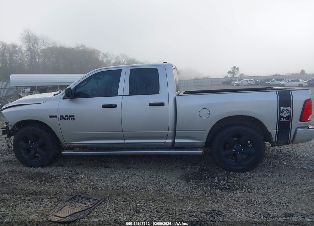 2017 RAM 1500 EXPRESS  4X2 6'4 BOX VIN: 1C6RR6FT3HS865425