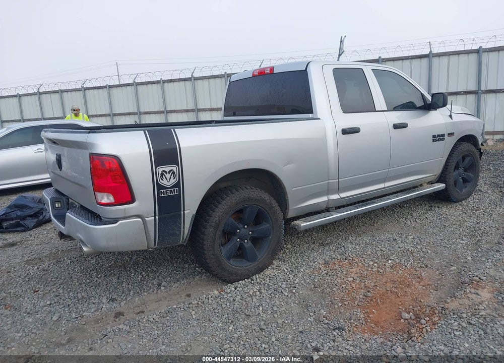 2017 RAM 1500 EXPRESS  4X2 6'4 BOX VIN: 1C6RR6FT3HS865425