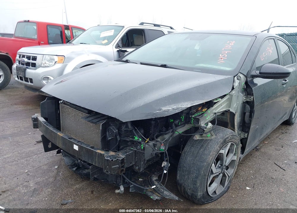 2021 KIA FORTE LXS VIN: 3KPF24AD8ME267574