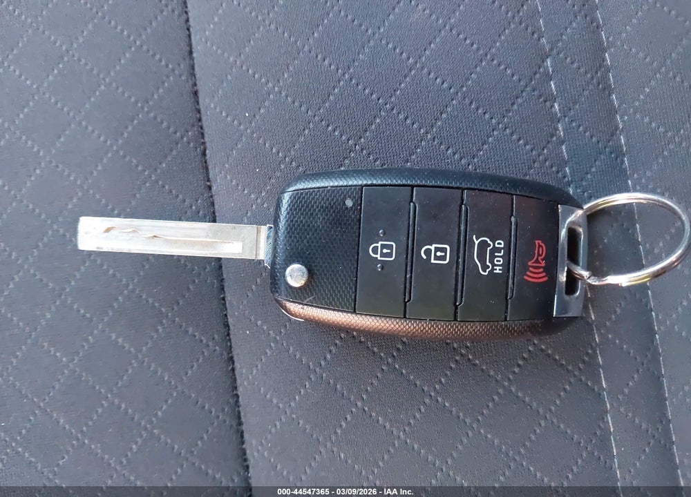 2020 KIA SORENTO 3.3L LX VIN: 5XYPG4A50LG663918