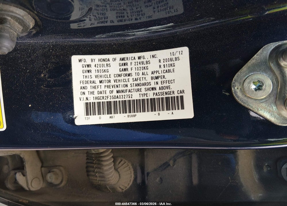 2013 HONDA ACCORD LX VIN: 1HGCR2F35DA032752
