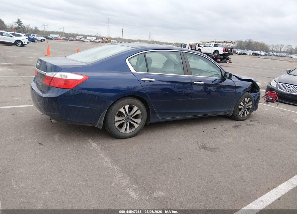 2013 HONDA ACCORD LX VIN: 1HGCR2F35DA032752