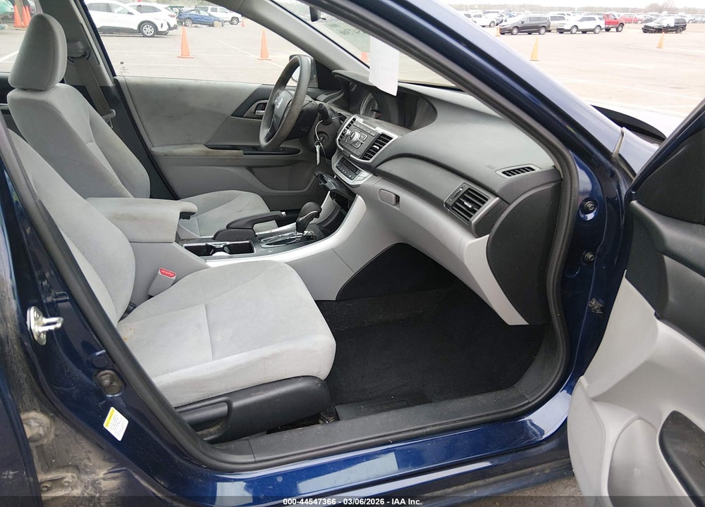 2013 HONDA ACCORD LX VIN: 1HGCR2F35DA032752