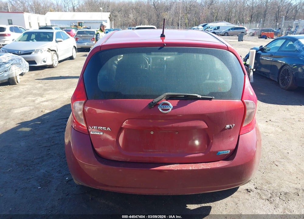 2015 NISSAN VERSA NOTE VIN: 3N1CE2CP2FL422580