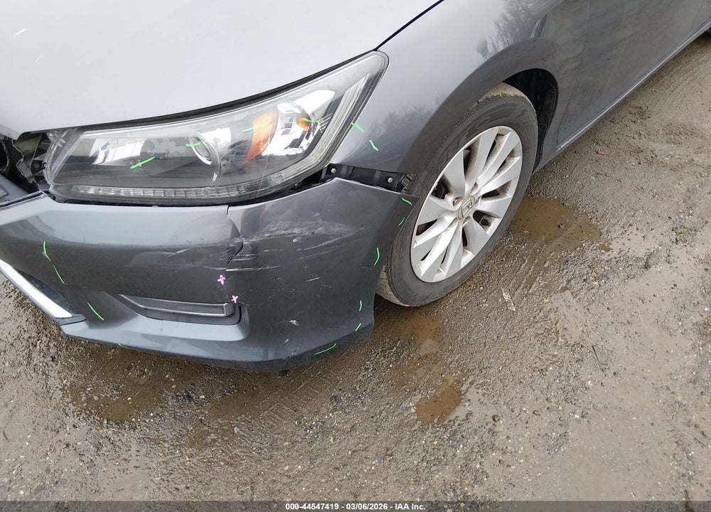 2013 HONDA ACCORD EX VIN: 1HGCR2F73DA066739