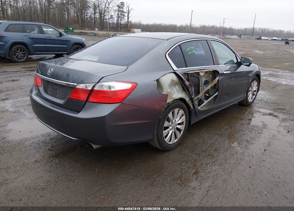 2013 HONDA ACCORD EX VIN: 1HGCR2F73DA066739