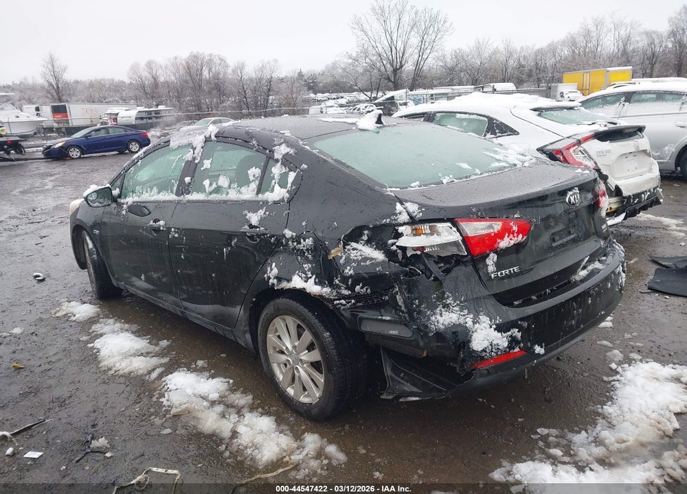 2016 KIA FORTE VIN: KNAFX4A67G5503566