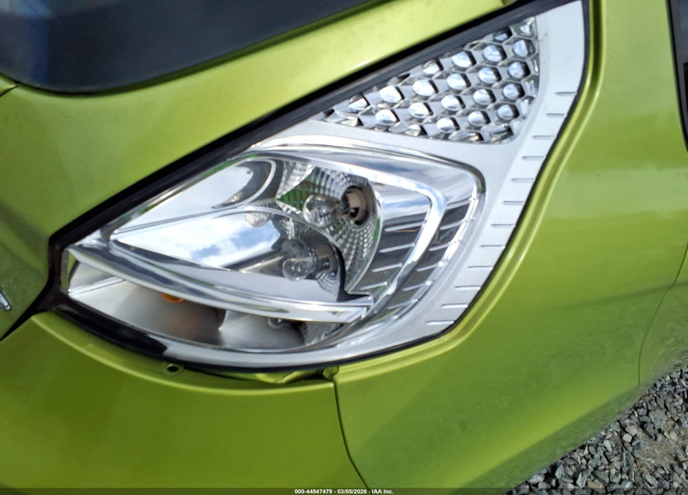 2011 FORD FIESTA SE VIN: 3FADP4EJ8BM138137