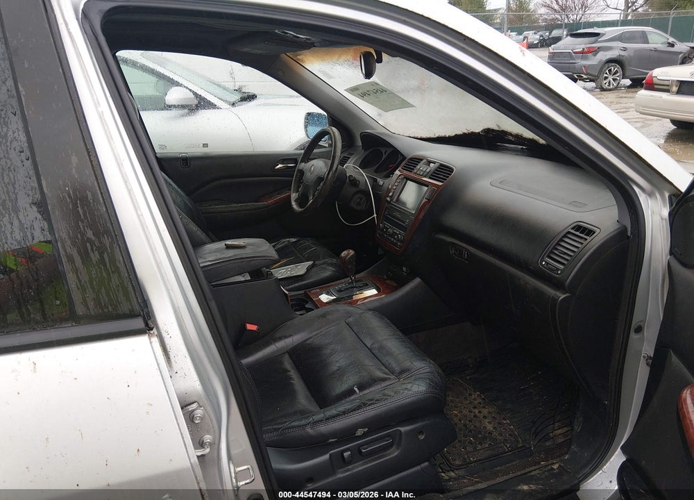 2005 ACURA MDX VIN: 2HNYD18925H551348