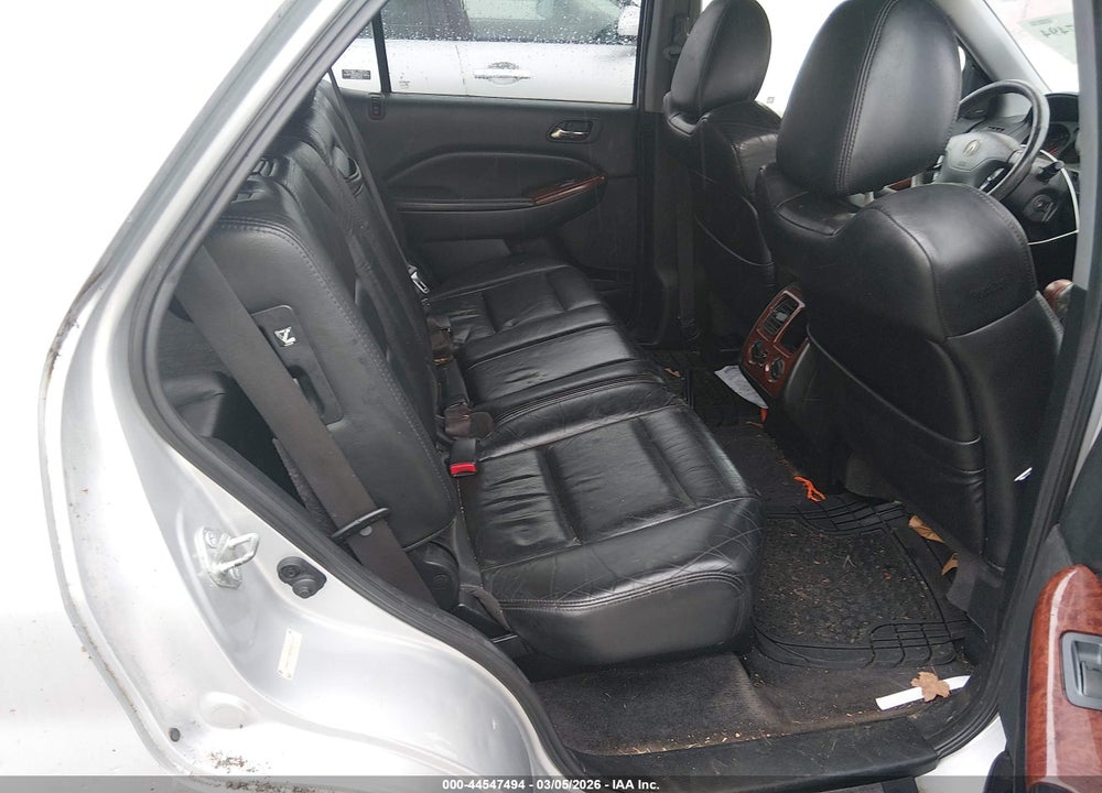 2005 ACURA MDX VIN: 2HNYD18925H551348