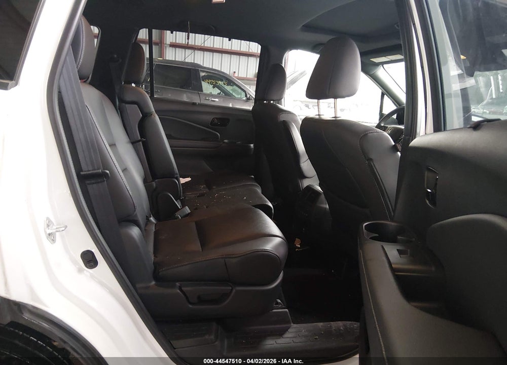2022 HONDA PASSPORT AWD ELITE VIN: 5FNYF8H08NB013723