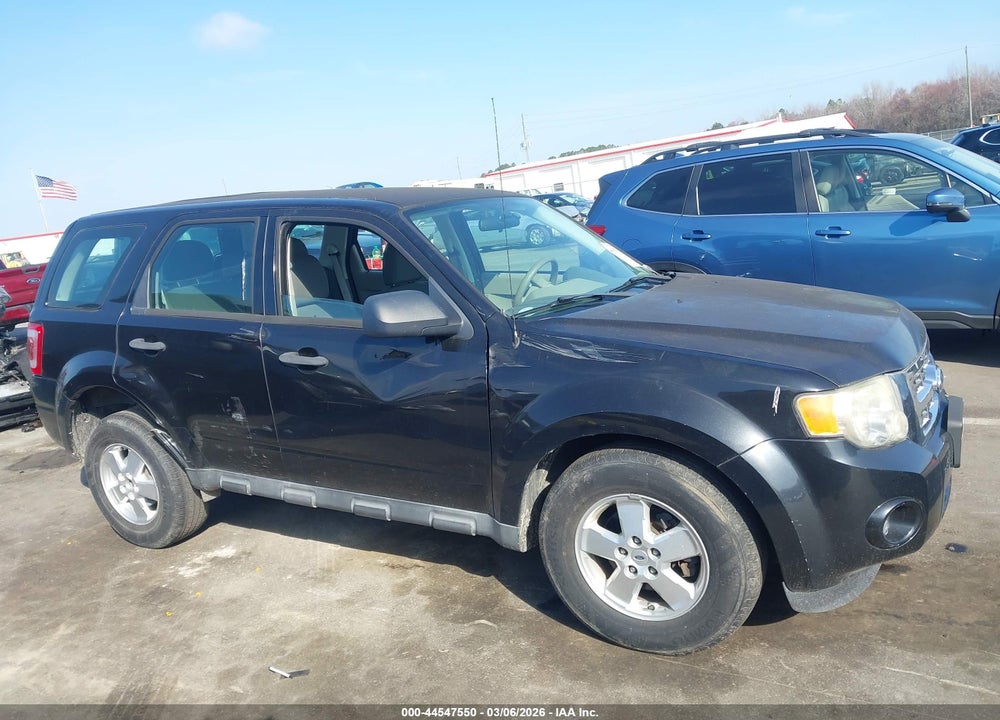 2011 FORD ESCAPE XLS VIN: 1FMCU9C7XBKA18426