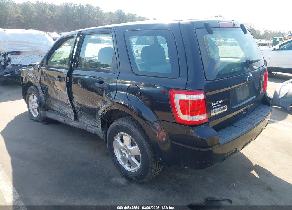 2011 FORD ESCAPE XLS VIN: 1FMCU9C7XBKA18426