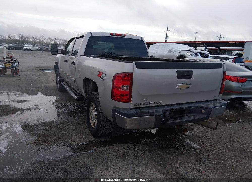 2008 CHEVROLET SILVERADO 2500HD LT2 VIN: 1GCHK23668F120645