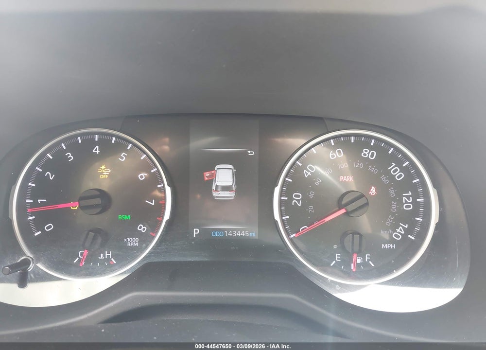 2019 TOYOTA RAV4 XLE PREMIUM VIN: 2T3C1RFV8KW045557