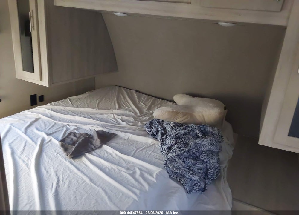 2022 COACHMEN CATALINA VIN: 5ZT2CAXB0NX025832