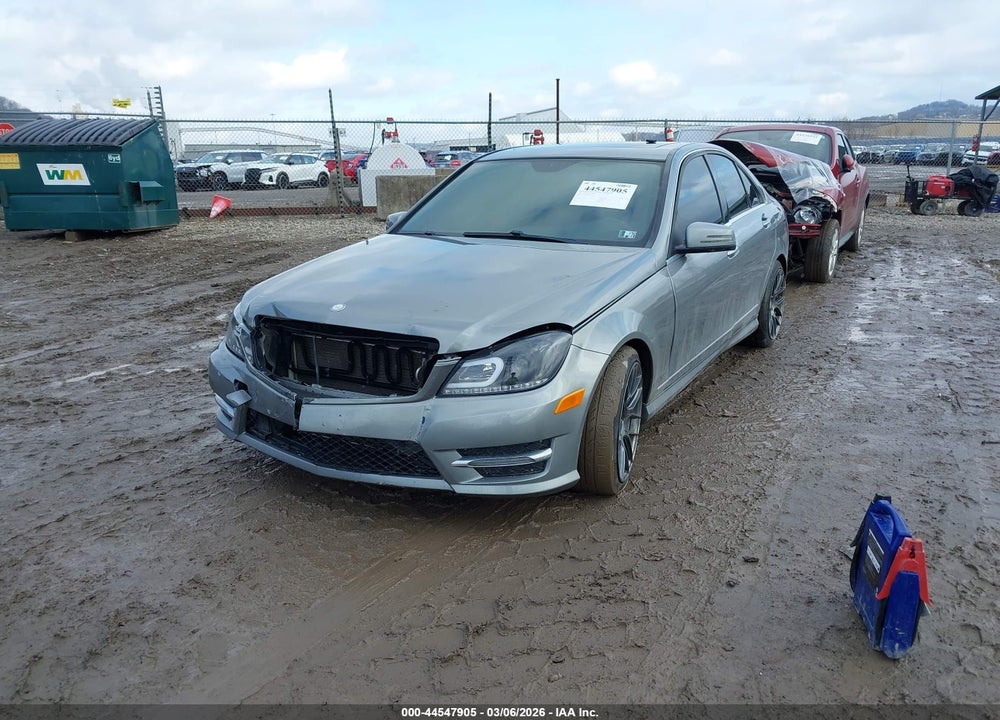 2014 MERCEDES-BENZ C 300 SPORT 4MATIC VIN: WDDGF8AB8EG220387
