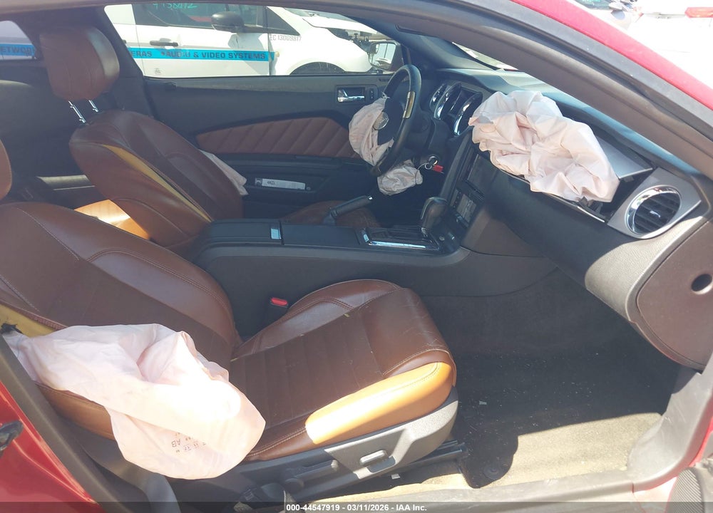 2013 FORD MUSTANG V6 PREMIUM VIN: 1ZVBP8AM0D5274860