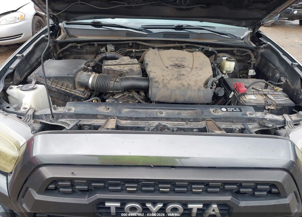 2016 TOYOTA TACOMA SR5 V6 VIN: 3TMDZ5BN5GM003089