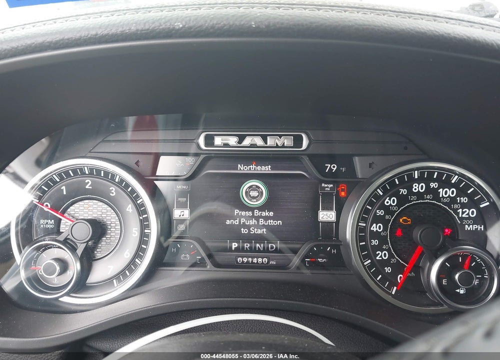 2020 RAM 1500 LAIE  4X4 5'7 BOX VIN: 1C6SRFJT4LN204311