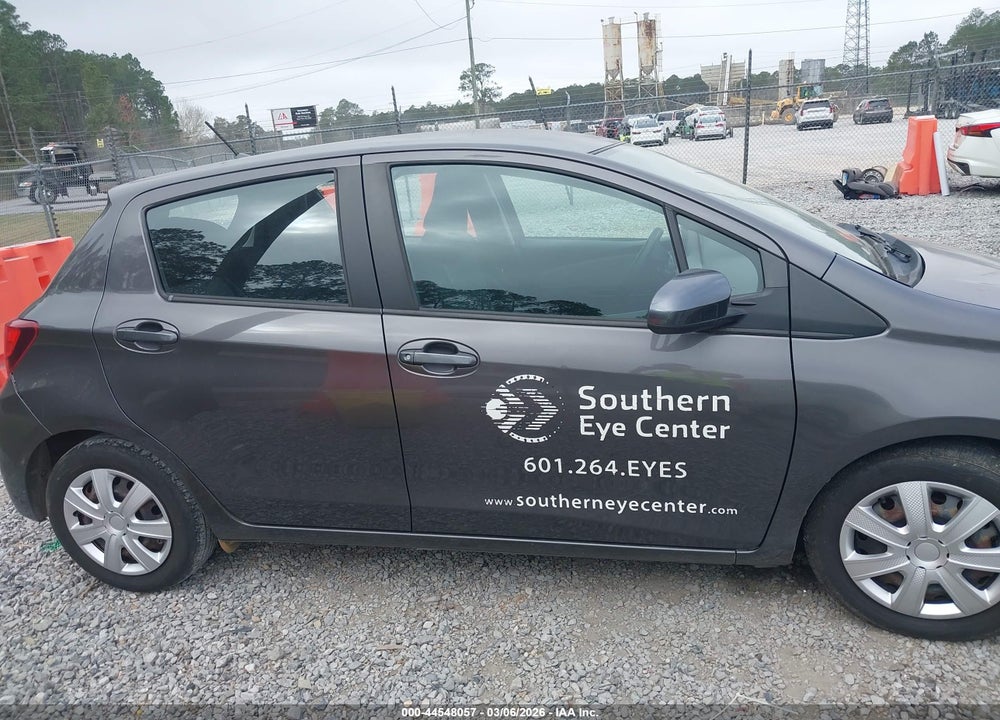 2015 TOYOTA YARIS L VIN: VNKKTUD38FA036802