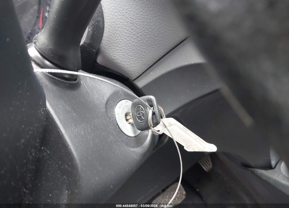 2015 TOYOTA YARIS L VIN: VNKKTUD38FA036802