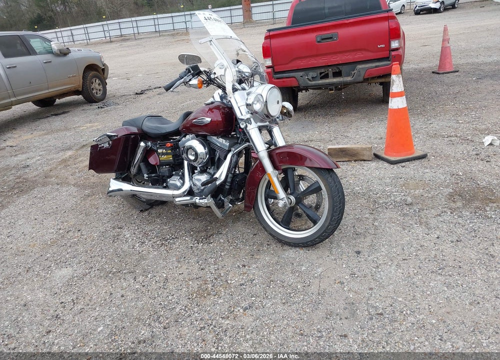 2015 HARLEY-DAVIDSON FLD SWITCHBACK VIN: 1HD1GZM10FC309769