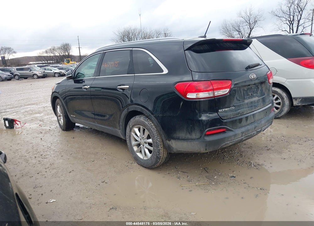 2016 KIA SORENTO 3.3L LX VIN: 5XYPGDA53GG107463