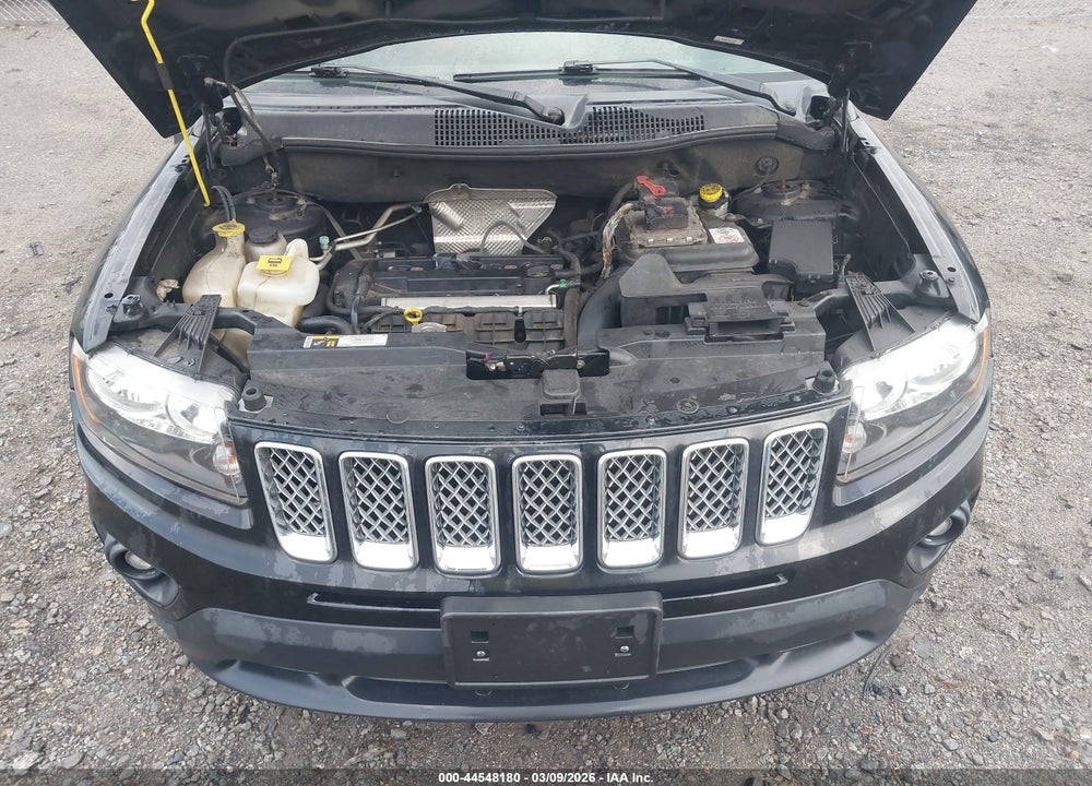 2017 JEEP COMPASS LATITUDE 4X4 VIN: 1C4NJDEB9HD104737