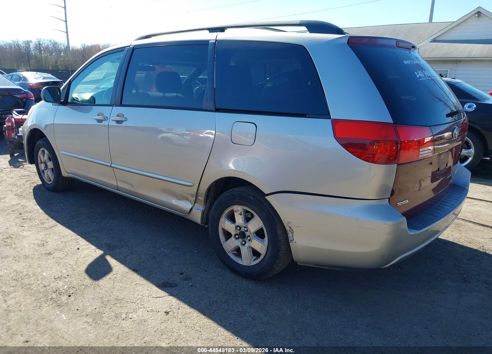2004 TOYOTA SIENNA XLE VIN: 5TDZA22C34S005316