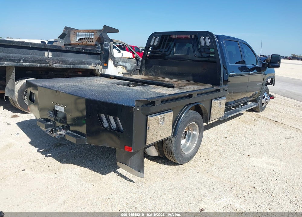 2021 CHEVROLET SILVERADO 3500HD 4WD  LONG BED HIGH COUNTRY VIN: 1GC4YVEY4MF214739