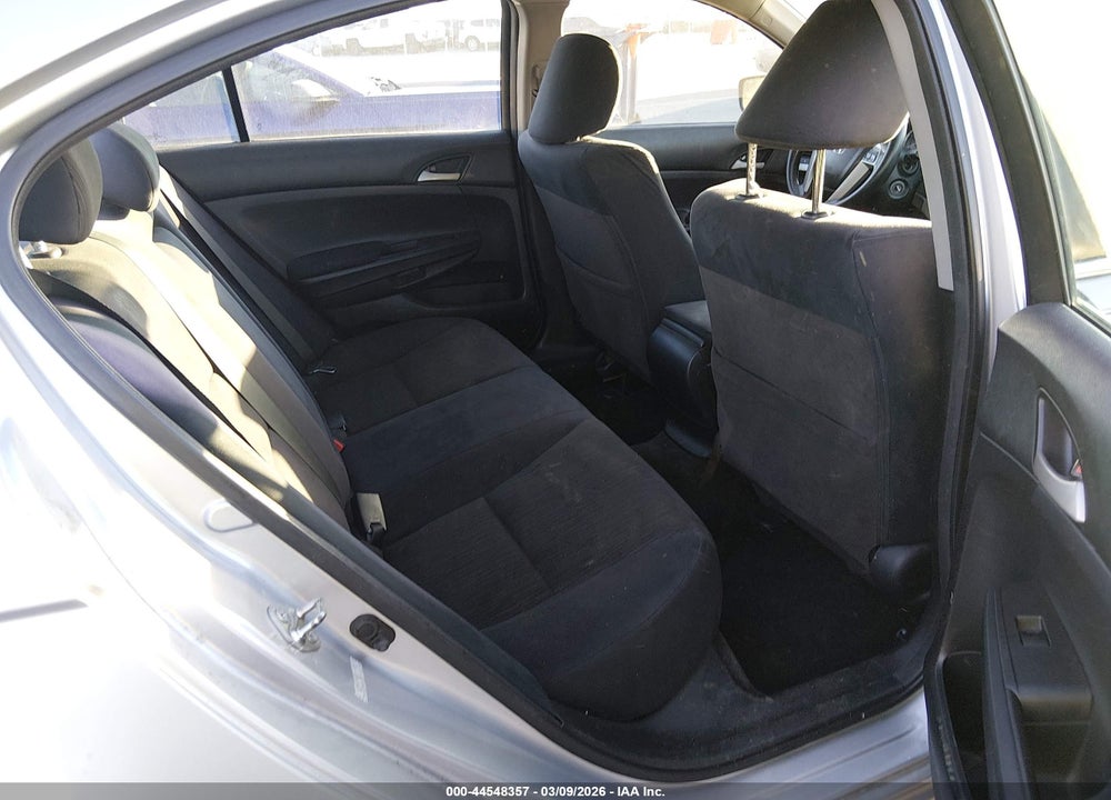2012 HONDA ACCORD 2.4 LX VIN: 1HGCP2F33CA153347