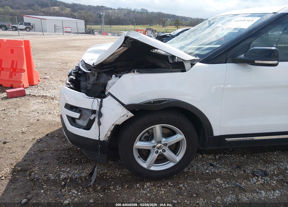 2017 FORD EXPLORER XLT VIN: 1FM5K7D86HGC18032