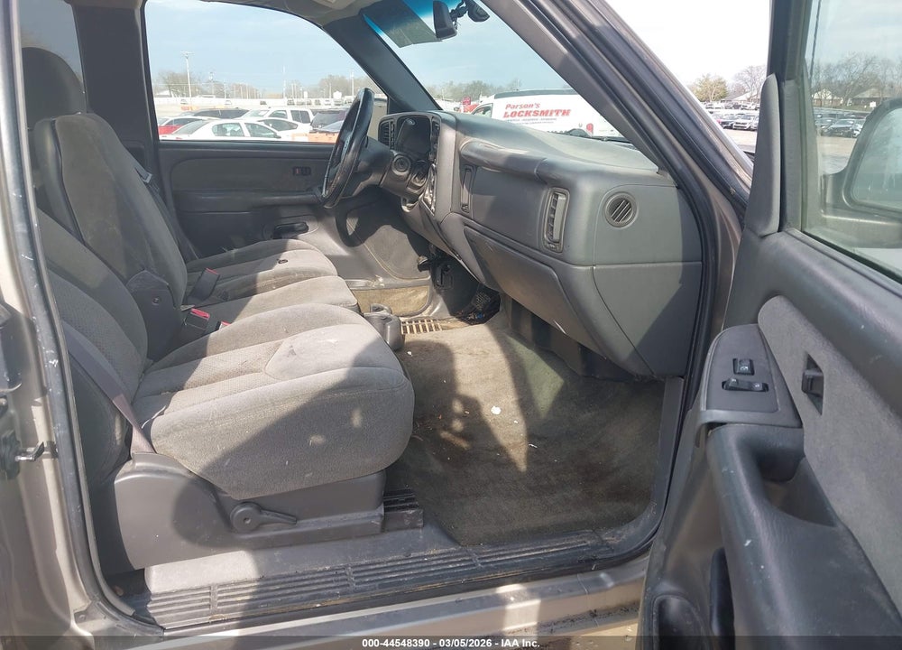 2003 CHEVROLET SILVERADO 1500 LS VIN: 1GCEK19T03E142858