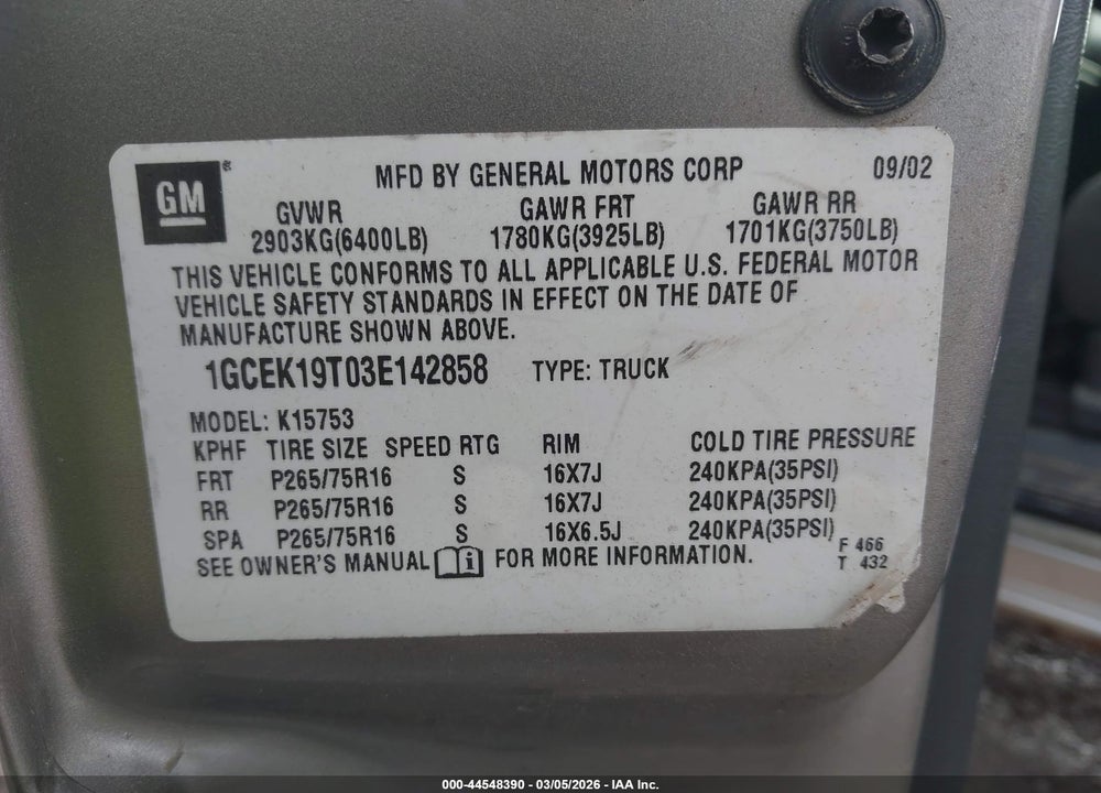 2003 CHEVROLET SILVERADO 1500 LS VIN: 1GCEK19T03E142858