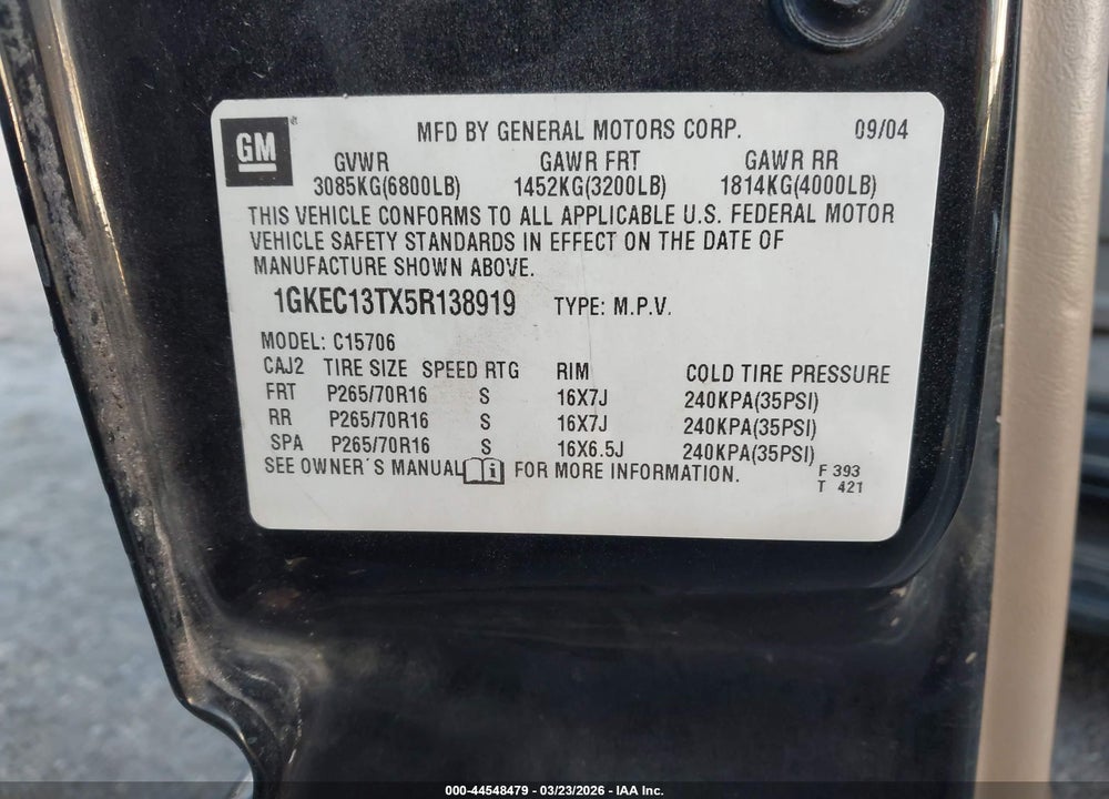 2005 GMC YUKON SLT VIN: 1GKEC13TX5R138919