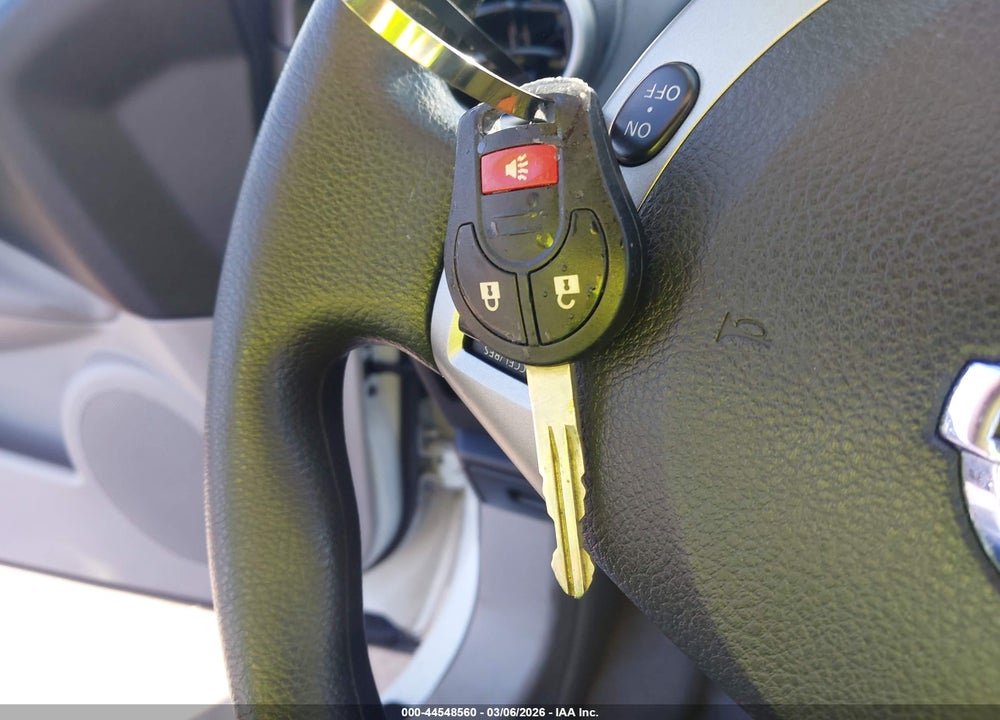2015 NISSAN ROGUE SELECT S VIN: JN8AS5MT2FW660017