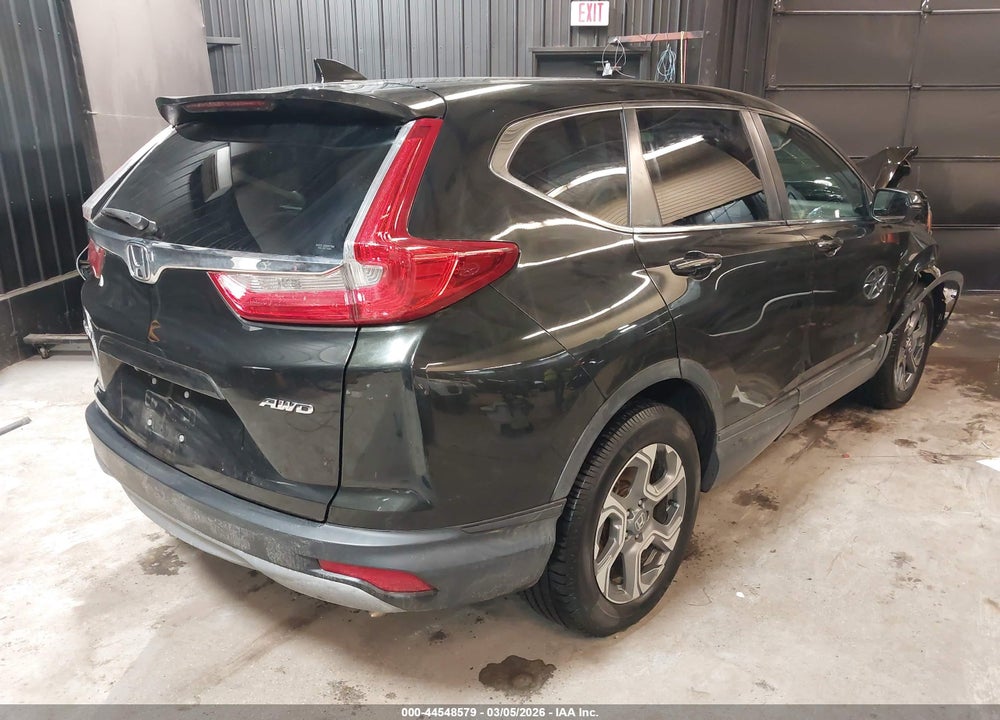 2018 HONDA CR-V EX VIN: 2HKRW2H58JH696631