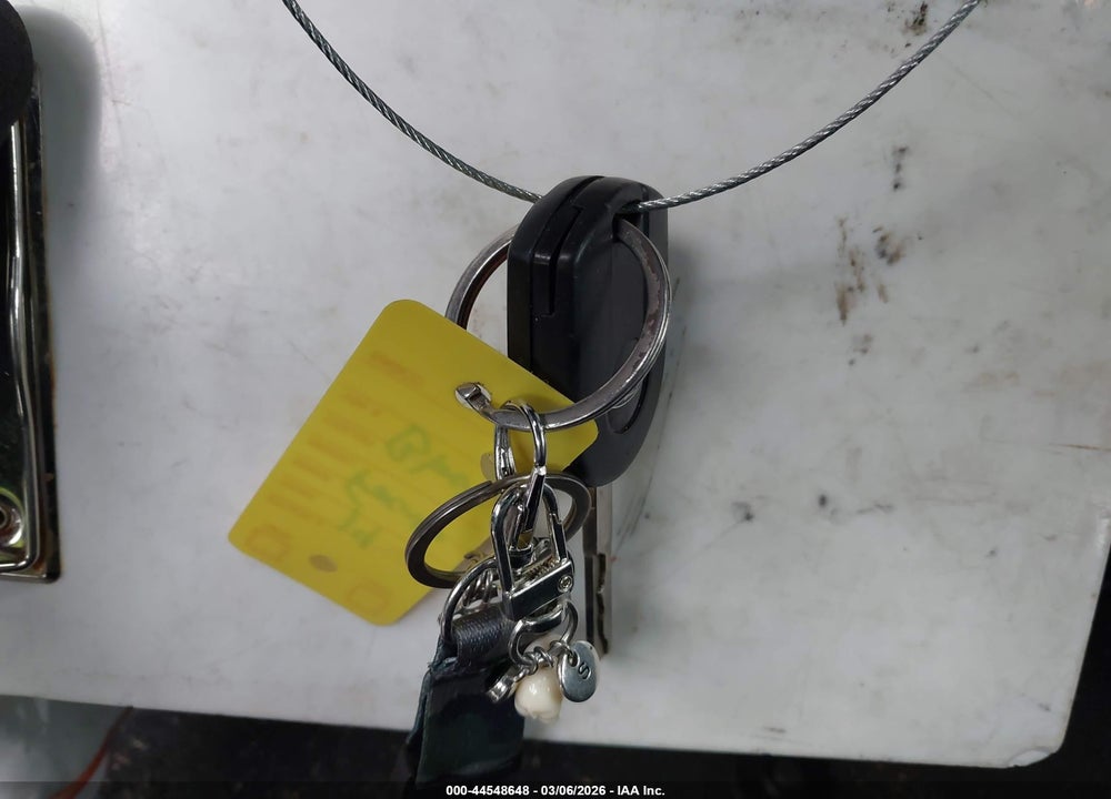 2014 FORD FOCUS SE VIN: 1FADP3K24EL366679
