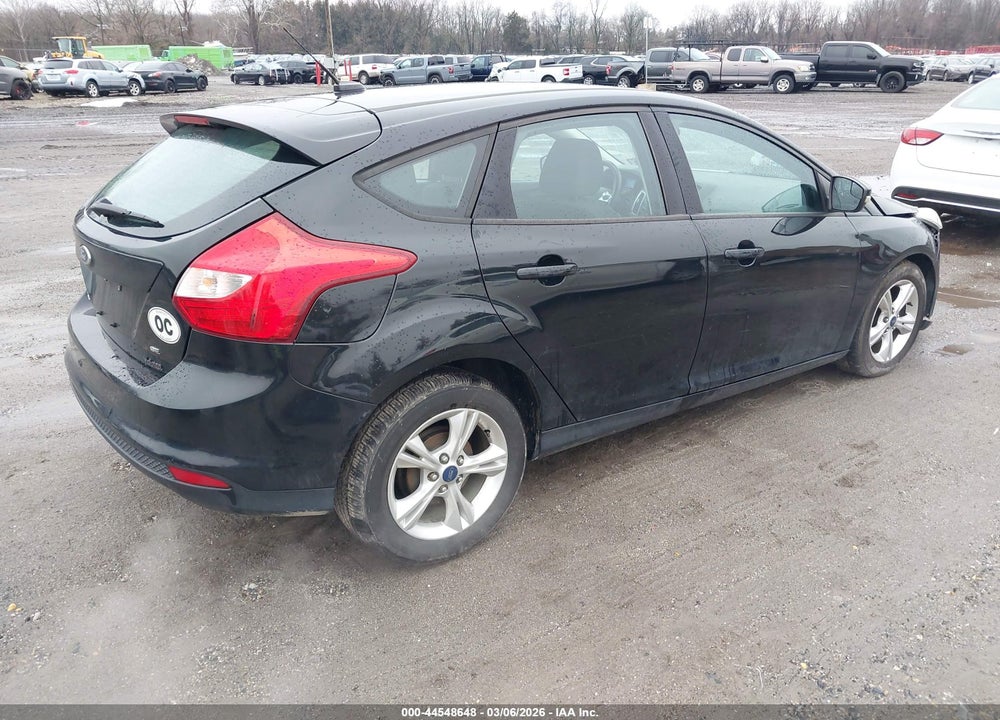 2014 FORD FOCUS SE VIN: 1FADP3K24EL366679