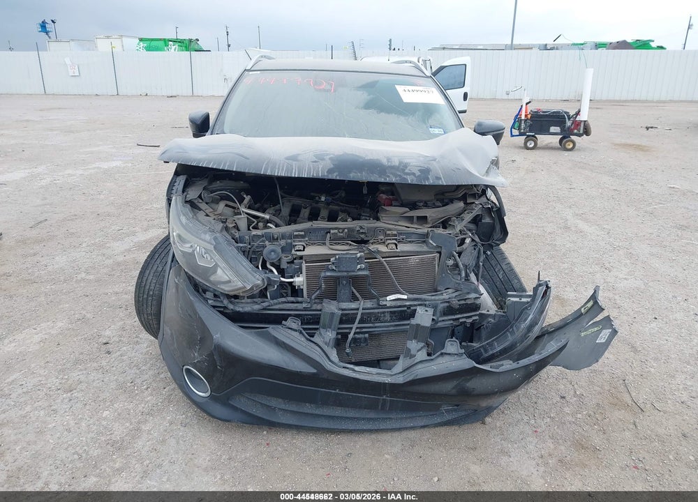 2018 NISSAN ROGUE SPORT SL VIN: JN1BJ1CP2JW104091