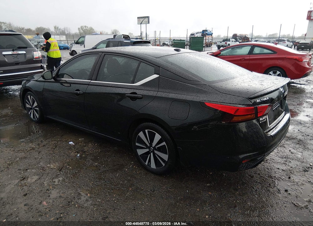 2021 NISSAN ALTIMA SV FWD VIN: 1N4BL4DV2MN310369