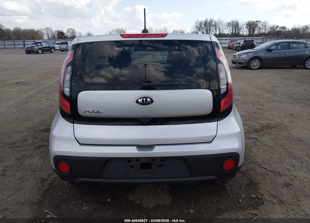 2018 KIA SOUL VIN: KNDJN2A26J7615274