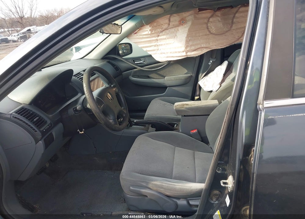 2005 HONDA ACCORD 2.4 LX VIN: 1HGCM56485A084614