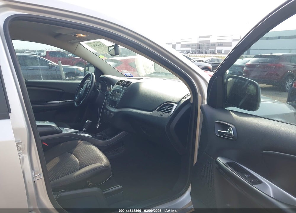2014 DODGE JOURNEY SXT VIN: 3C4PDCBG1ET140681
